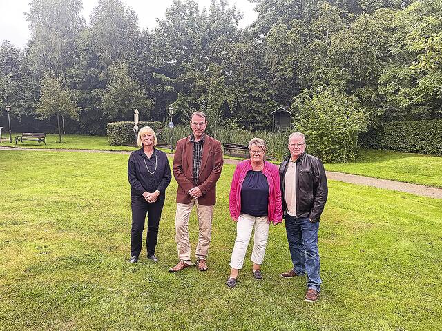 Der neue Vereinsvorstand (v. li.): Vorsitzende Dagmar Maigatter, Stellvertreter Jan Maack, Kassenwartin Ilona Petersen und Schriftführer Andreas Will | Foto: Maigatter