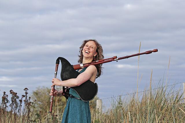 Kristina Künzel begeistert mit ihrem 
Dudelsack-Spiel | Foto: Antonia Pichler