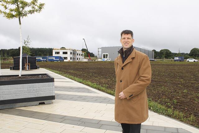 Er errichtet das erste Gebäude im TIP: Alexander Wilhelm, geschäftsführender Gesellschafter der Firma Mayr&amp;Wilhelm Fotos: os
