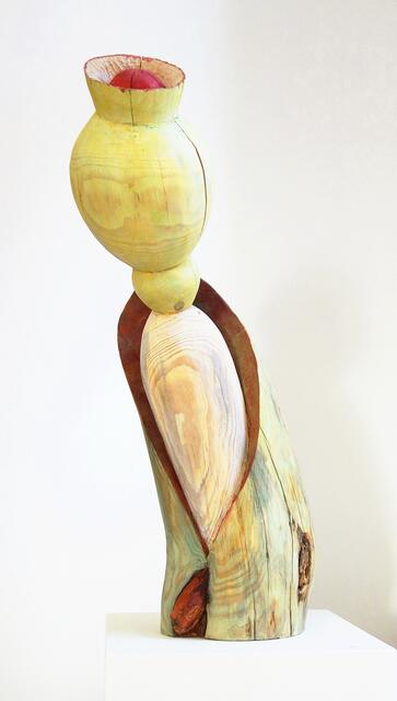 Holzskulptur von Ellen Mäder-Gutz Foto: Mäder-Gutz