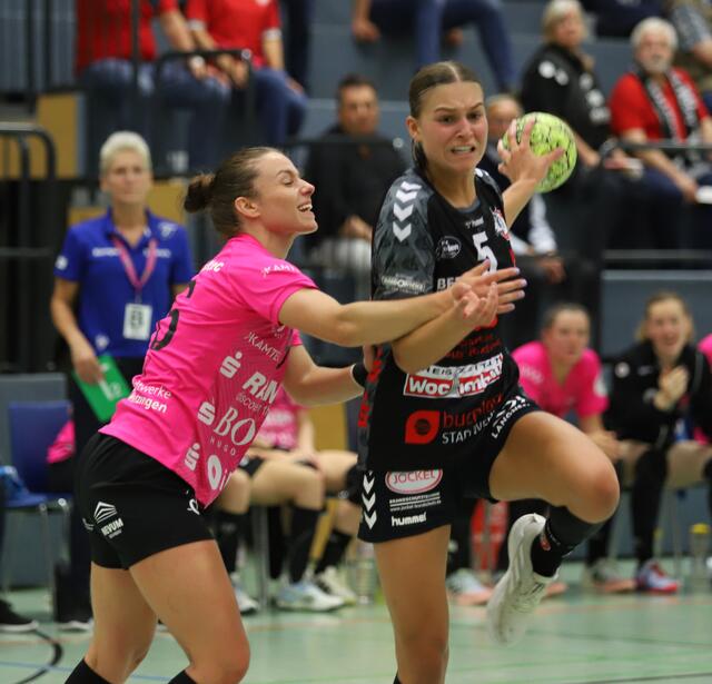 Max Nielsen (re.) im Ballbesitz | Foto: cc