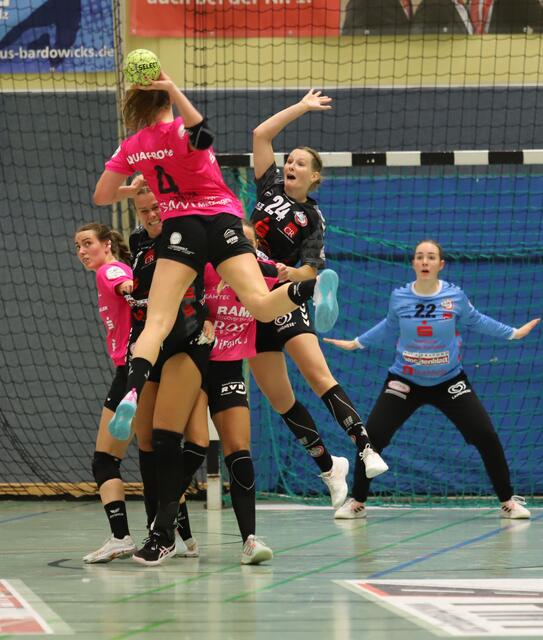 Metzingen kommt zum erneuten Treffer | Foto: cc