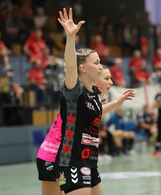 Finja Harms wartet auf ihr Anspiel | Foto: cc