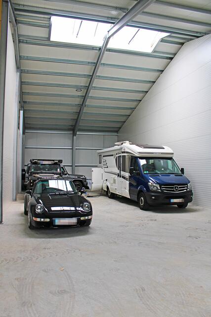 Sobald die Halle nebenan fertiggestellt ist, wird diese zur Miete frei | Foto: sv