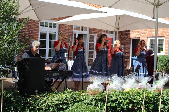 Mit Swing-Melodien begeisterten die "Southern Girls" aus Hamburg das Publikum | Foto: ce