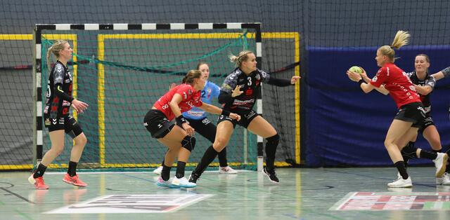 Bietigheimer Angriff über rechts | Foto: cc