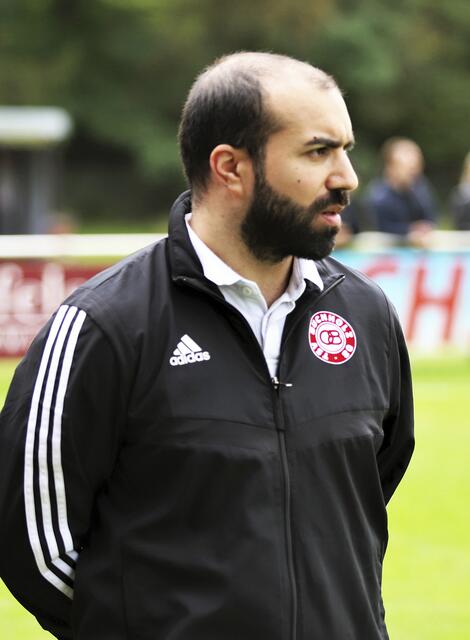 08-Trainer Nabil Toumi konnte den 0:3-Rückstand kaum fassen