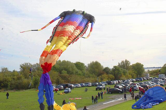 Der Himmel über Krautsand wird bunt | Foto: ig