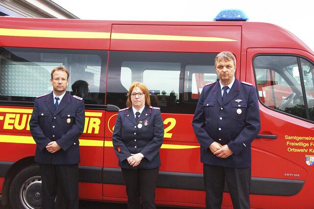 Die Geehrten (v.li.): Thomas Marquardt, Kjetil Christenson-Menzdorf und Heiko Matthies | Foto: Feuerwehr Kakenstorf
