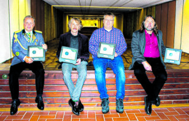 Präsentieren stolz die neue digitale Anlage (v.li.): Lars Zimmermann, Clemens Kurek, Ingo Döhring und Bernd Reimers | Foto: sb