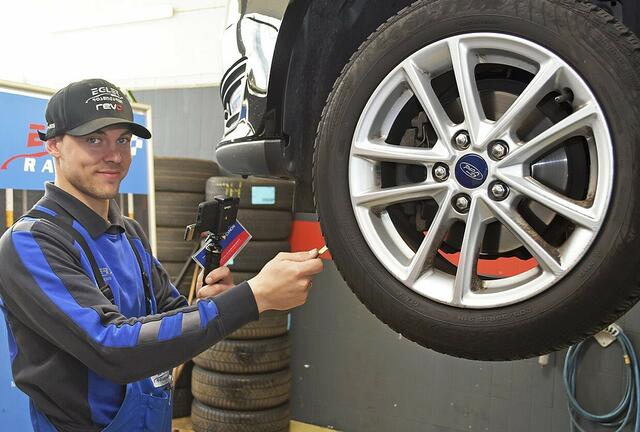 Mit dem Video-Check werden den Kunden die Daten übermittelt | Foto: Axel-Holger Haase