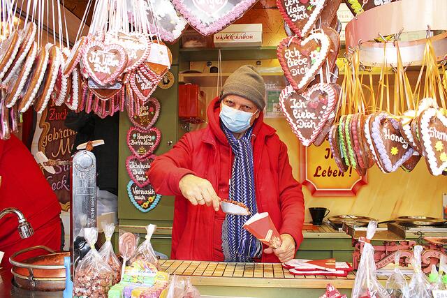 Petro de Angelis befürchtet, dass die 2G-Plus-Regel den Kunden zu kompliziert ist und dann noch weniger los sein wird | Foto: sv