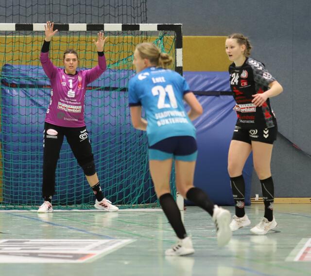 Mareike Vogel wieder im Luchse-Tor | Foto: cc