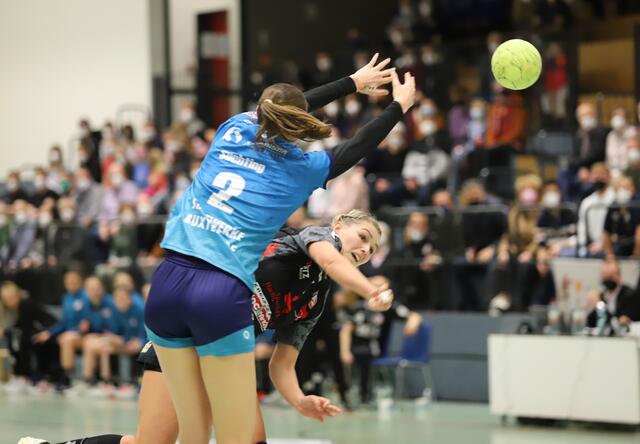 Marleen Kadenbach (re.) fand die Lücke | Foto: cc