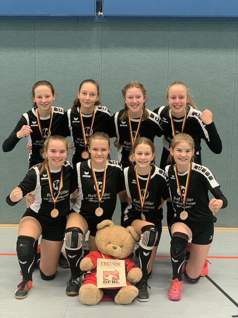 ... und die U14-Mädchen des MTV Wangersen