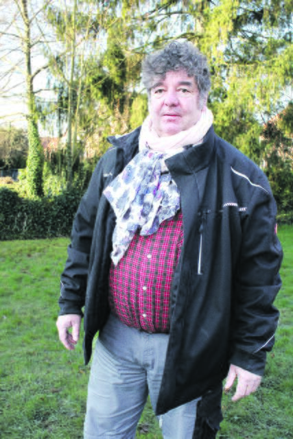 Der Schauspieler und Musiker Rainer Piwek wird auf der Bühne dafür Sorge tragen, dass sich die jungen Akteure wohlfühlen | Foto: tk