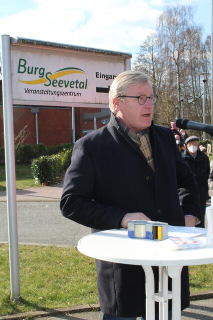 Dr. Bernd Althusmann, stv. Ministerpräsident: "Wir müssen und Frieden und Freiheit jeden Tag neu erarbeiten"