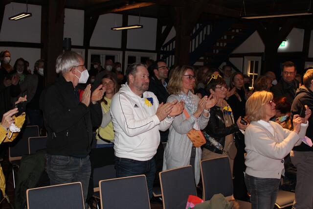 Viel Beifall im vollen Haus: Das Publikum war begeistert vom "Law's Out"-Auftritt | Foto: ce
