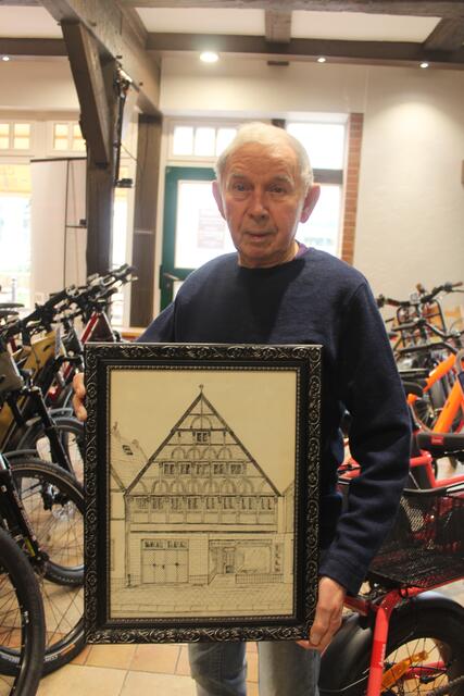 Horst Eberstein ist der Enkel der früheren Radwerkstatt im gleichen Gebäude in den 1960ger Jahren