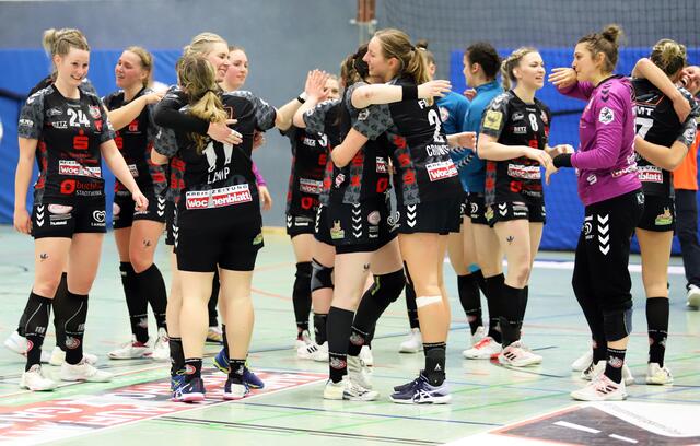 Grenzenloser Jubel nach dem Abpfiff der Partie | Foto: cc