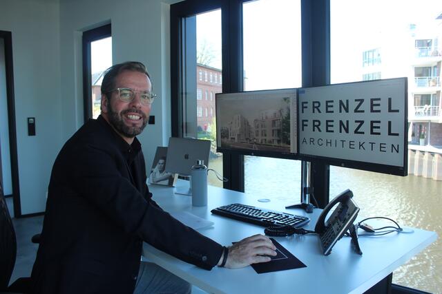 Christoph Frenzel an seinem neuen Arbeitsplatz