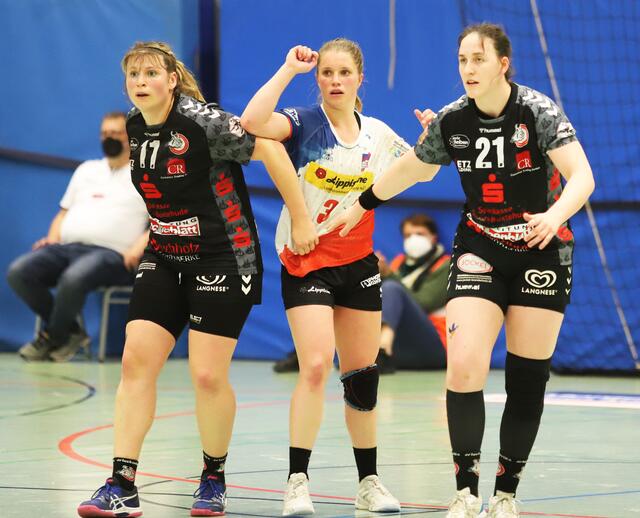 Sarah Lamp (li.) und Svea Geist (re.) machten die Luchse-Abwehr dicht | Foto: cc