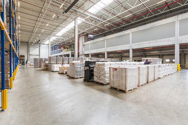 Ein Blick ins Innere der Lagerhalle | Foto: Friederike Hegner