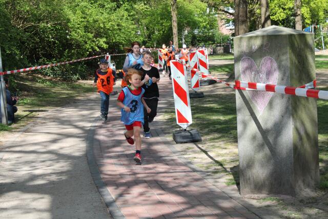 Engagiert dabei: Die Starter konnten ihr eigenes Tempo wählen und innerhalb von 20 Minuten so viele Runden zurücklegen wie möglich