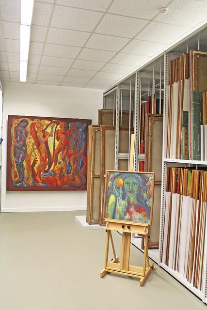 Im Schaumagazin herrschen optimale klimatische 
Bedingungen für die Kunstwerke Fotos: as