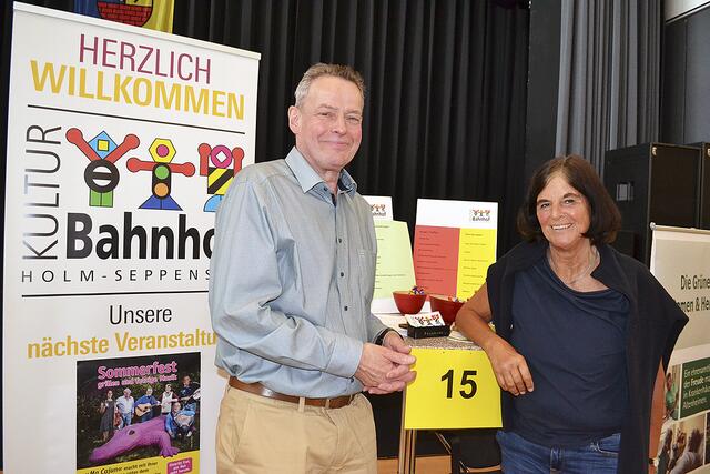 Für den Kulturbahnhof Holm-Seppensen waren Angelika Niemann-Cordes und Thomas Reinersmann vor Ort | Foto: bim