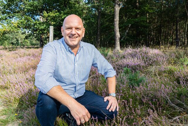 Ist begeistert, dass der Heidschnuckenweg als spannendster Wanderweg Deutschlands ausgezeichnet wurde: Ulrich von dem Bruch, Geschäftsführer der Lüneburger Heide GmbH | Foto: Lüneburger Heide GmbH