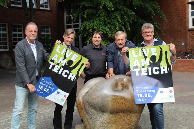 Stadt Buchholz investiert in mobile Bühne "Live am Teich" soll
