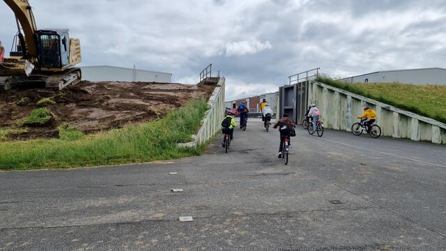 Baggerarbeiten an der alten Durchfahrt - sie wird erweitert 