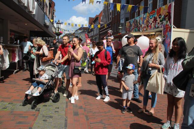 Applaus für die Straßenkünstler | Foto: tk
