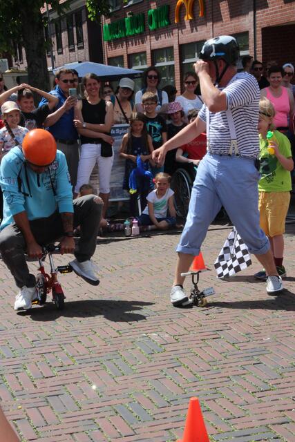 Der Straßenkünstler Kaspar Gross | Foto: tk