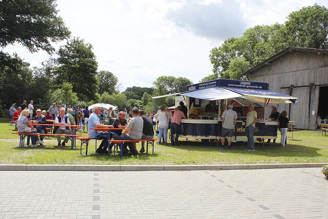 Für das leibliche Wohl der Besucher war bestens gesorgt | Foto: sb