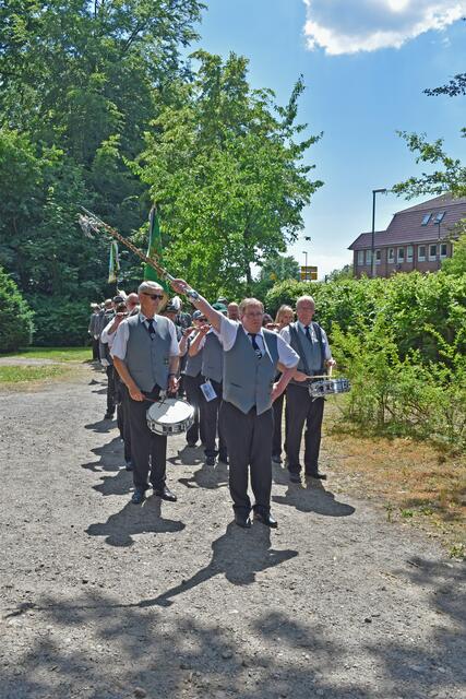 Der Musikzug gab das Zeichen zum Ummarsch | Foto: Axel-Holger Haase