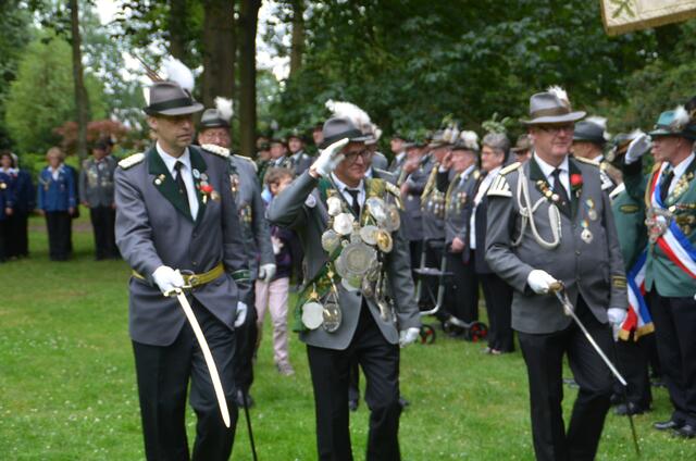 Der amtierende Schützenkönig Heinz Becker | Foto: André Welle