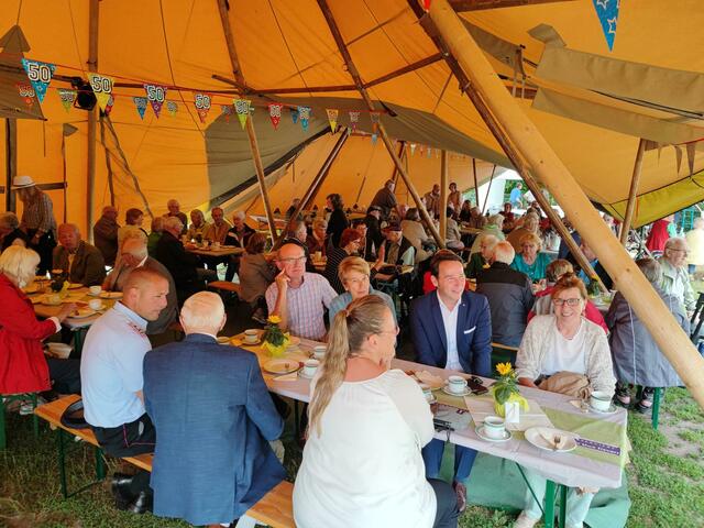 Blick ins Festzelt | Foto: thl
