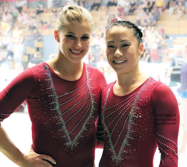 Die Olympia-Turnerinnen Elisabeth Seitz (li.) und Kim Bui waren für den MTV Stuttgart in Buchholz am Start | Foto: cc