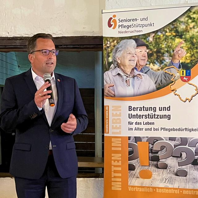 Landrat Kai Seefried: „Der Senioren- und Pflegestützpunkt ist aus dem Landkreis Stade nicht mehr wegzudenken.“ | Foto: Landkreis Stade/Christian Schmidt
