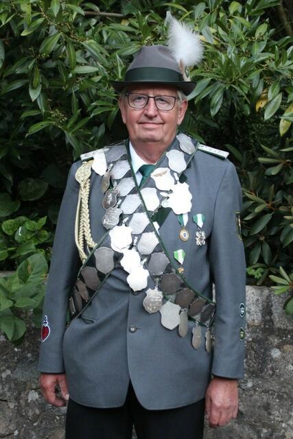 Der neue Schützenkönig Hermann Bumann "Der Camper von Wremen"  | Foto:  KKS Tell Buchholz