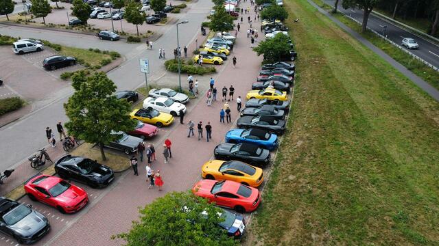 Die Fahrzeuge standen gut geordnet auf dem Parkplatz | Foto: TGIF