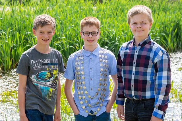 Kinderkönigsteam v.l. Lennox Aldag, Kinderkönig Jerome Hartlef, Tim Bätjer (4 von 79) | Foto: Petra Baumgarten