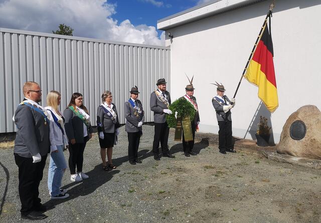 Kranzniederlegung am Ehrenmal | Foto: Michael Mangels