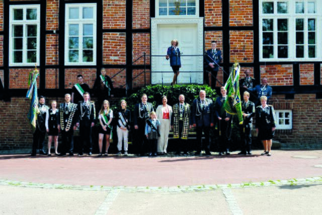 Alle Würdenträger  | Foto: Schützenverein Harsefeld