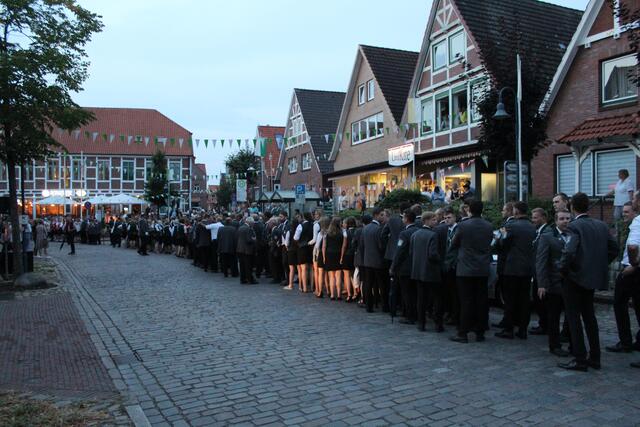 Die Proklamation auf dem Steinkirchener Marktplatz | Foto: pm