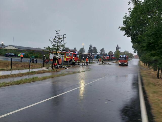 Zahlreiche Straßen standen unter Wasser | Foto: Mathias Wille