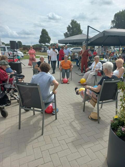 Funktions-Gymnastik im Freien - ein Angebot des Convivo Parks | Foto: ig