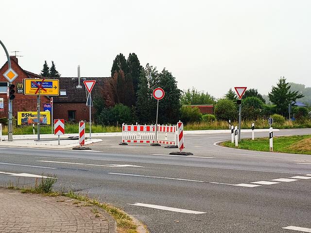 Die Auffahrt Rönne bleibt in Richtung Geesthacht weiterhin gesperrt | Foto: thl